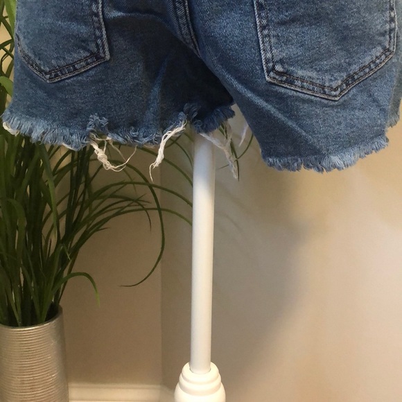 Forever 21 Jean Shorts - Picture 8 of 8